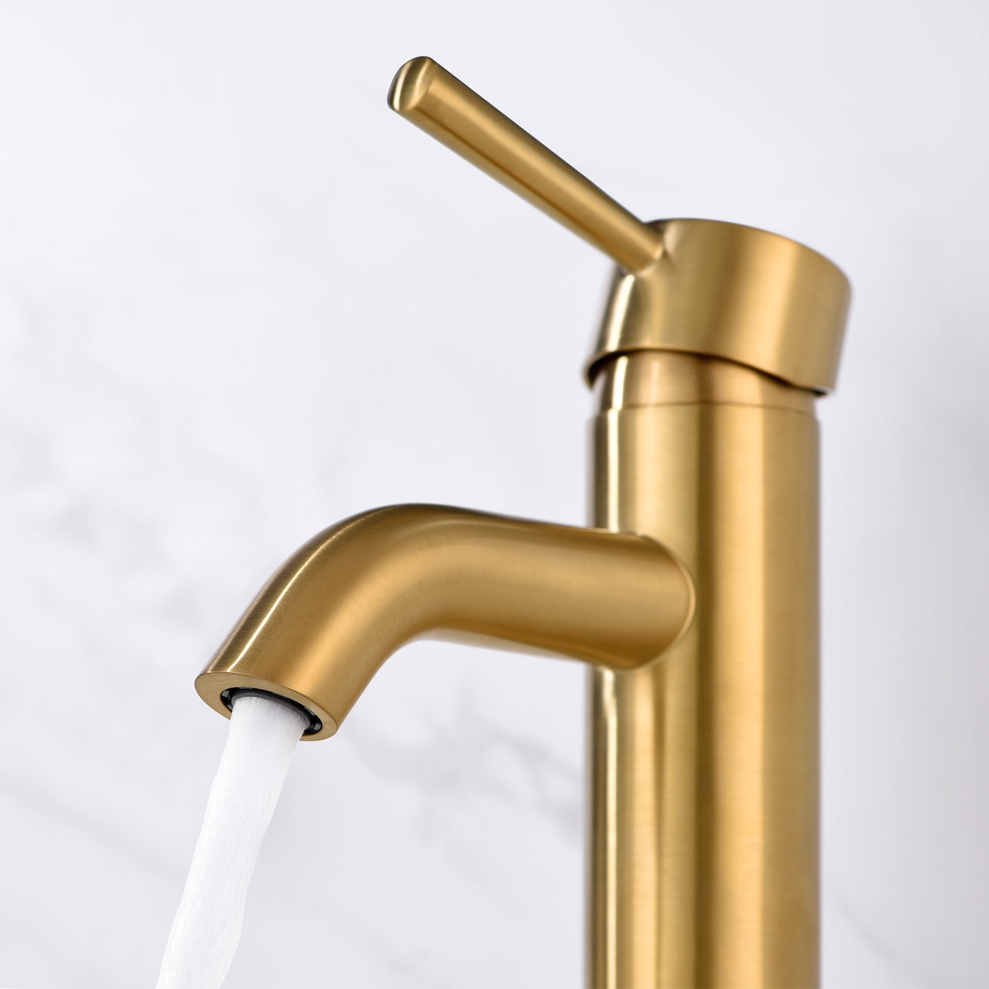 Single Hole Single-Handle Bathroom Faucet with drain in Brushed Gold