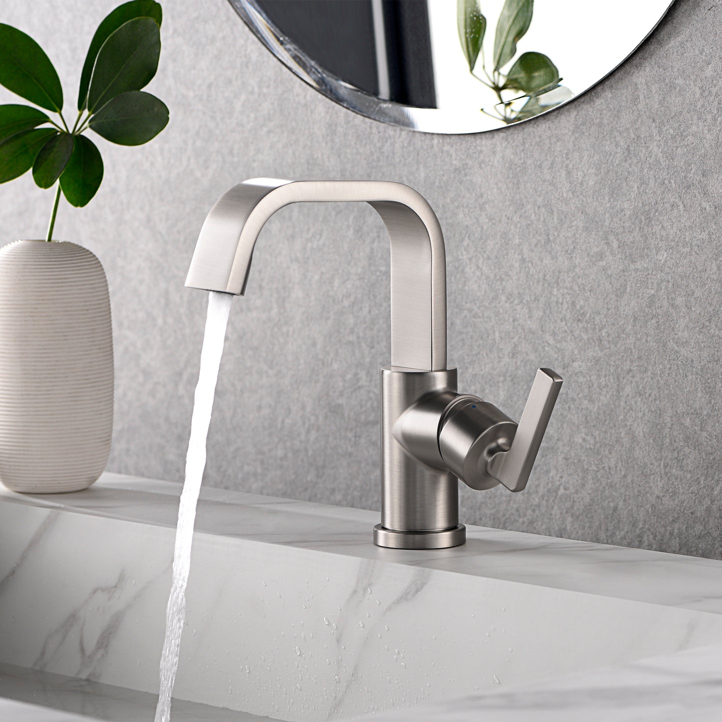 Raiden BSH14-SB Single Hole Single-Handle Bathroom Faucet with drain in Brushed Nickel