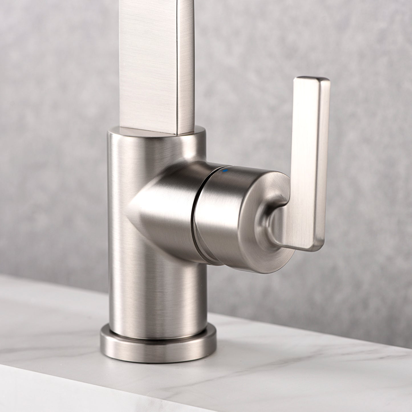 Raiden BSH14-SB Single Hole Single-Handle Bathroom Faucet with drain in Brushed Nickel