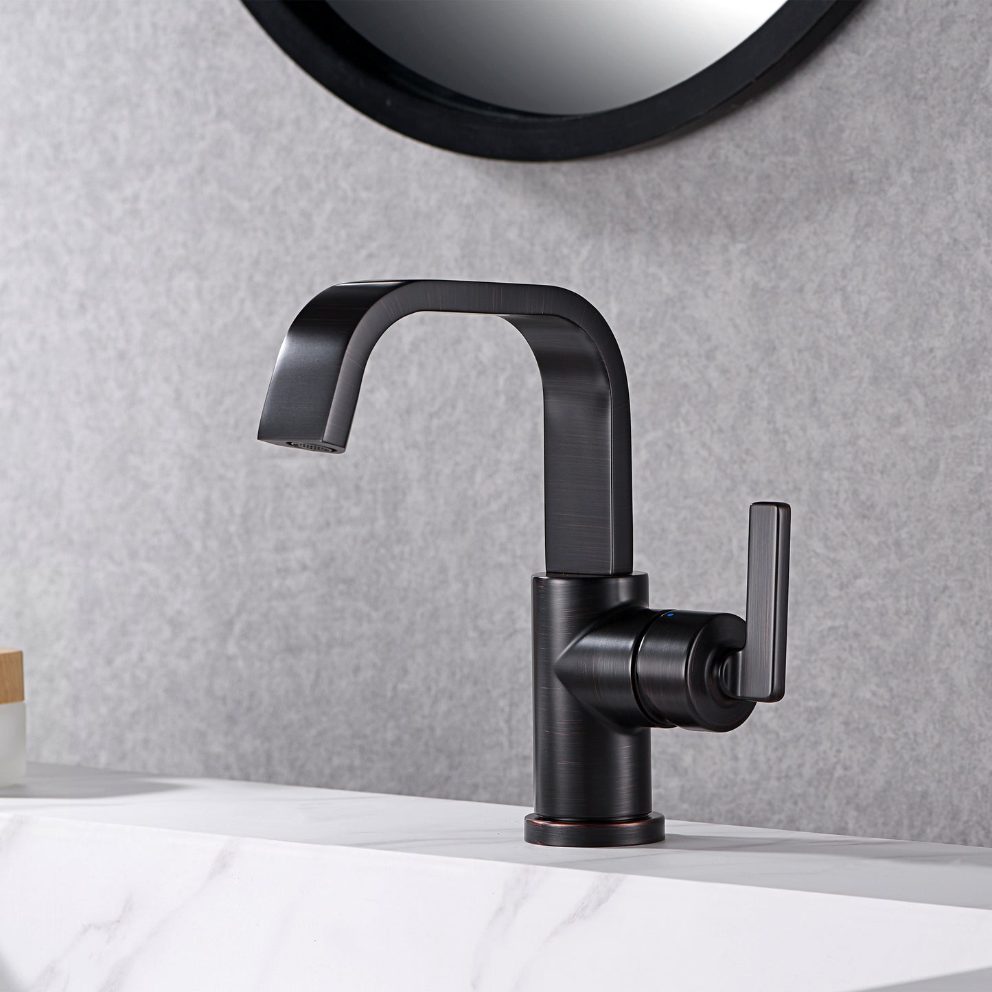 Raiden BSH14-SO Single Hole Single-Handle Bathroom Faucet with drain in Oil Rubbed Bronze