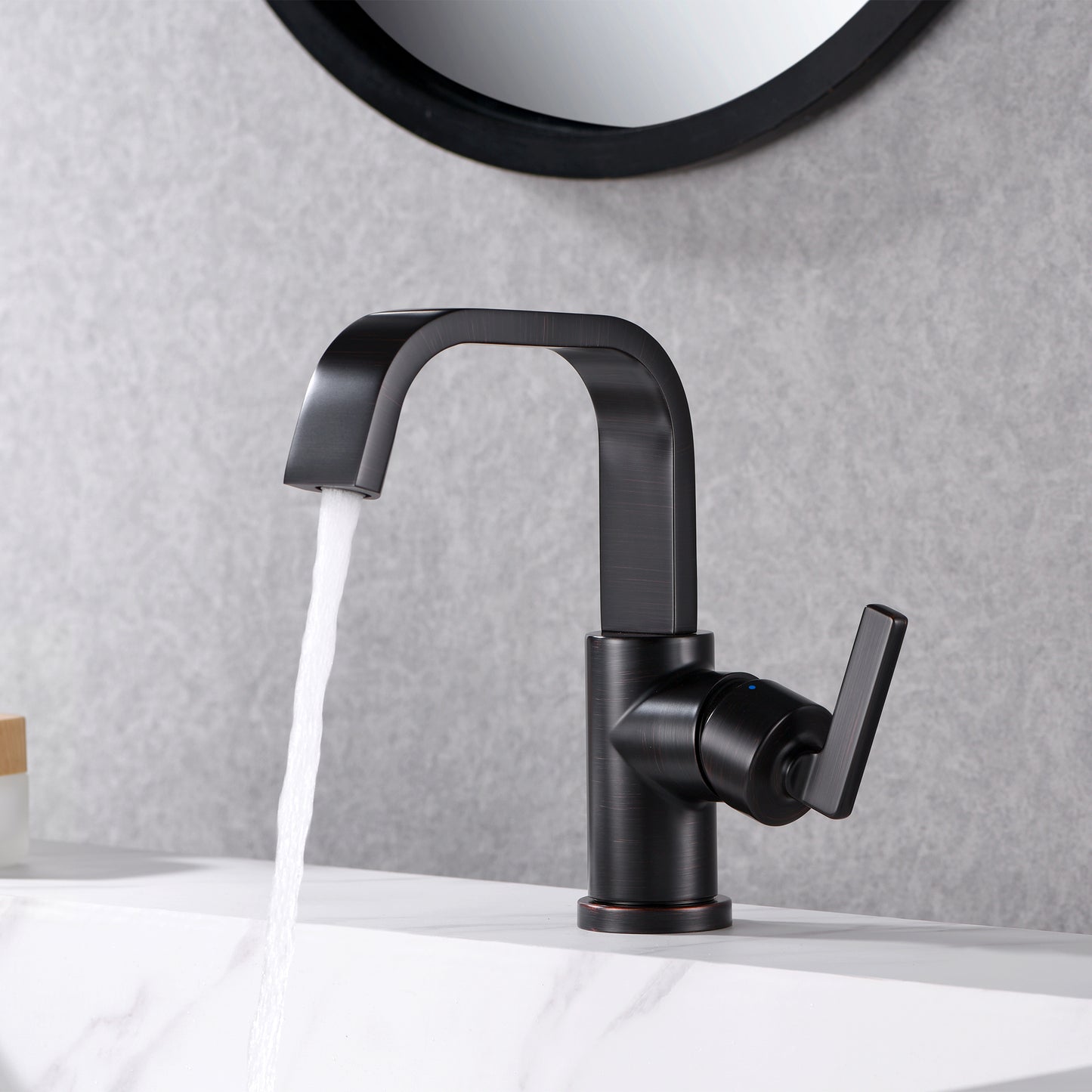 Raiden BSH14-SO Single Hole Single-Handle Bathroom Faucet with drain in Oil Rubbed Bronze