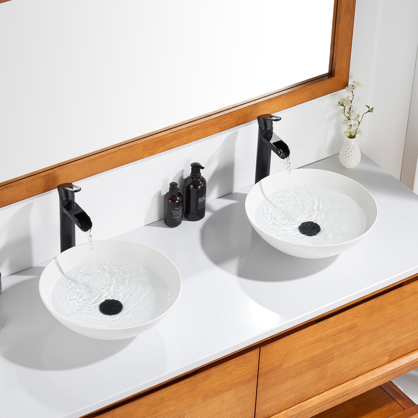 CS-030-MW Modern 18 in. Round Bathroom Ceramic Vessel Sink Art Basin in Matte White