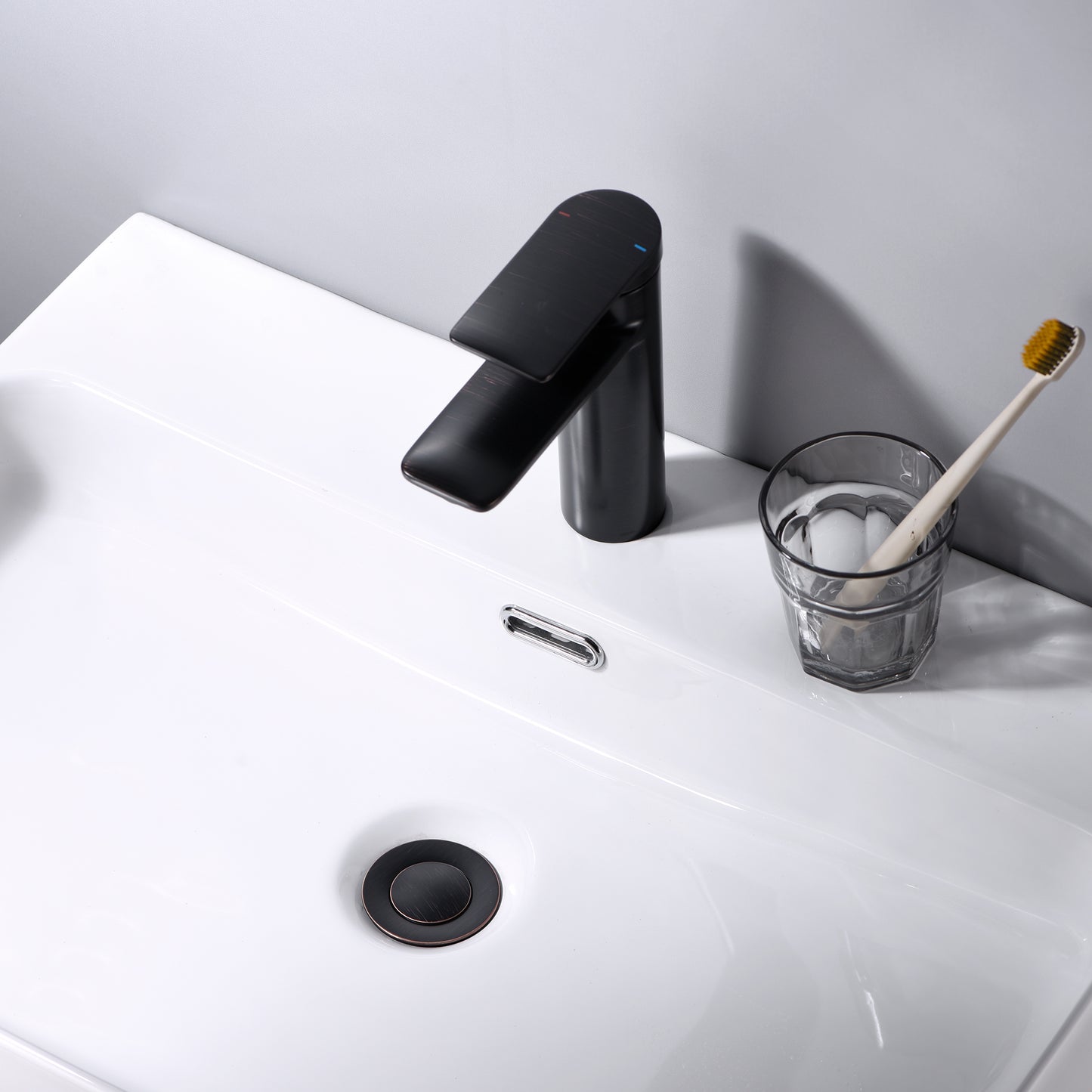 DS04-TO 1-1/2 in. Brass Bathroom and Vessel Sink Push Pop-Up Drain Stopper With Overflow in Oil Rubbed Bronze