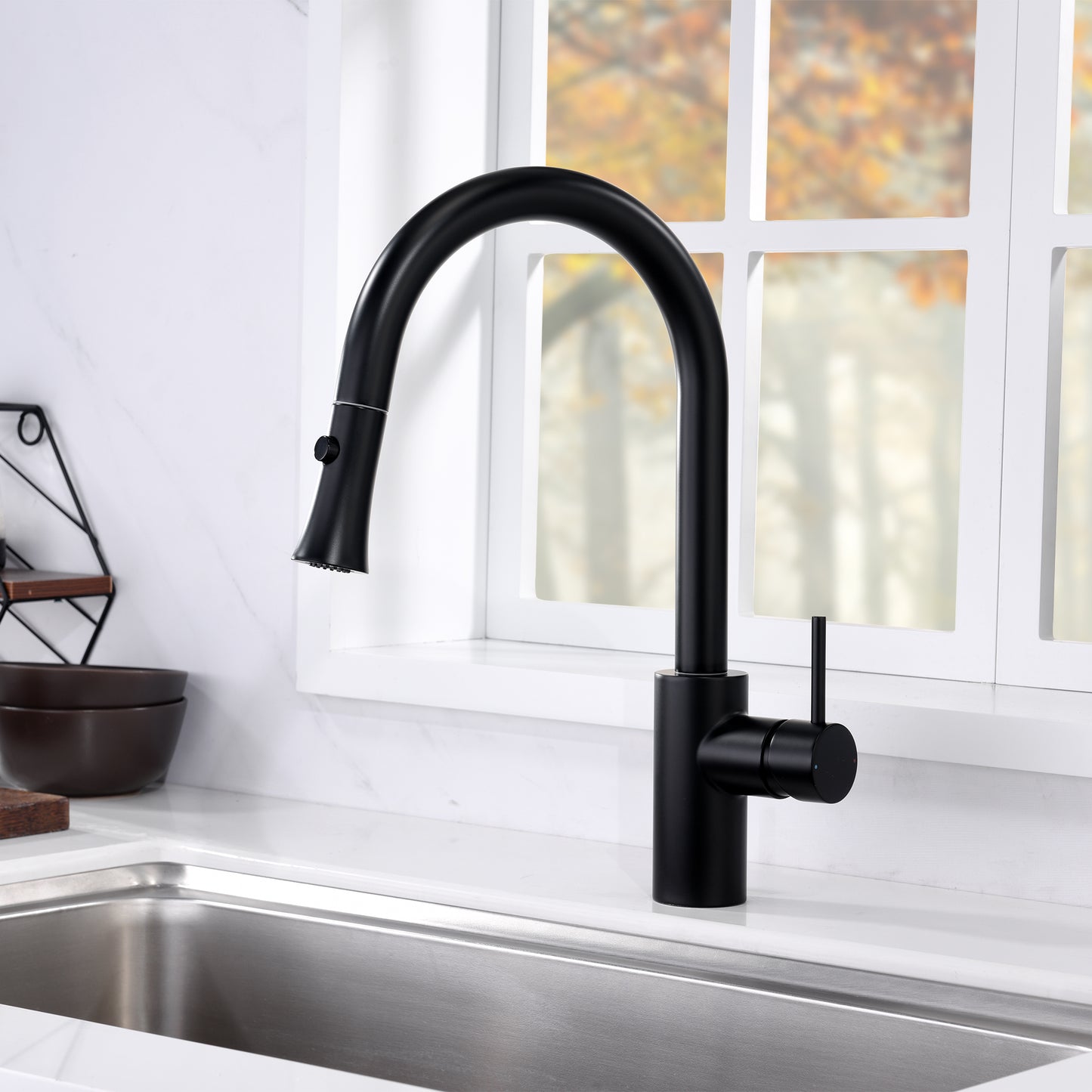 Single-Handle Pull-Down Sprayer Kitchen Faucet with 2-Function Sprayhead 298 in Matte Black