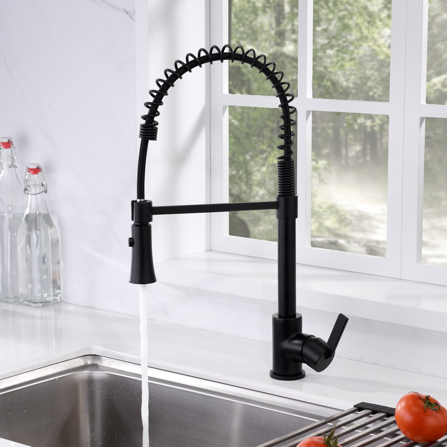 KTS13-TM Single-Handle Pull-Down Sprayer Kitchen Faucet with 2-Function Sprayhead in Matte Black