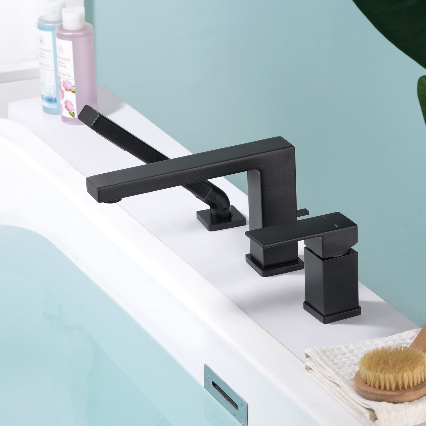 Single-Handle Deck-Mount Roman Tub Faucet with Hand Shower in Oil Rubbed Bronze