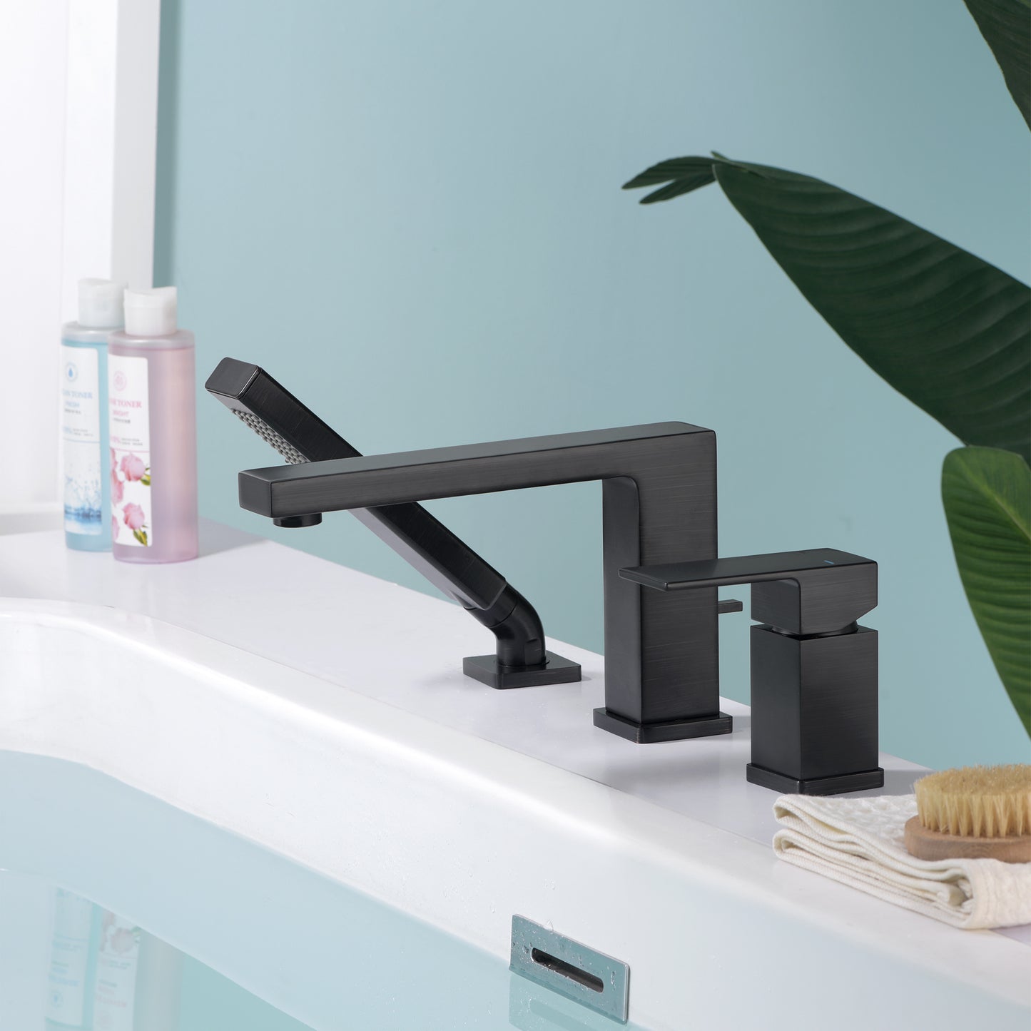 Single-Handle Deck-Mount Roman Tub Faucet with Hand Shower in Oil Rubbed Bronze