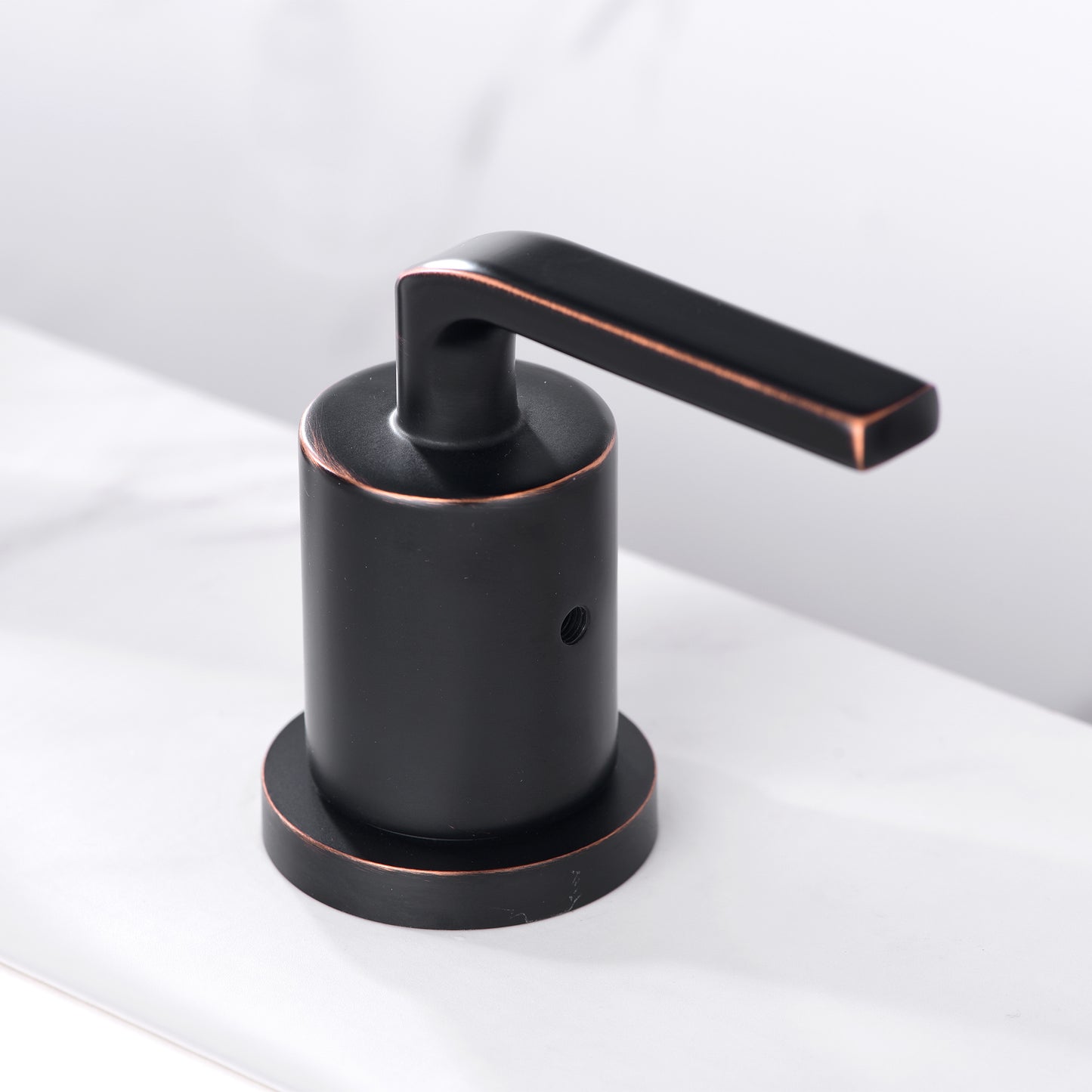 Contemporary 8 in. Widespread 2-Handle Bathroom Faucet with Pop-Up Drain in Oil Rubbed Bronze