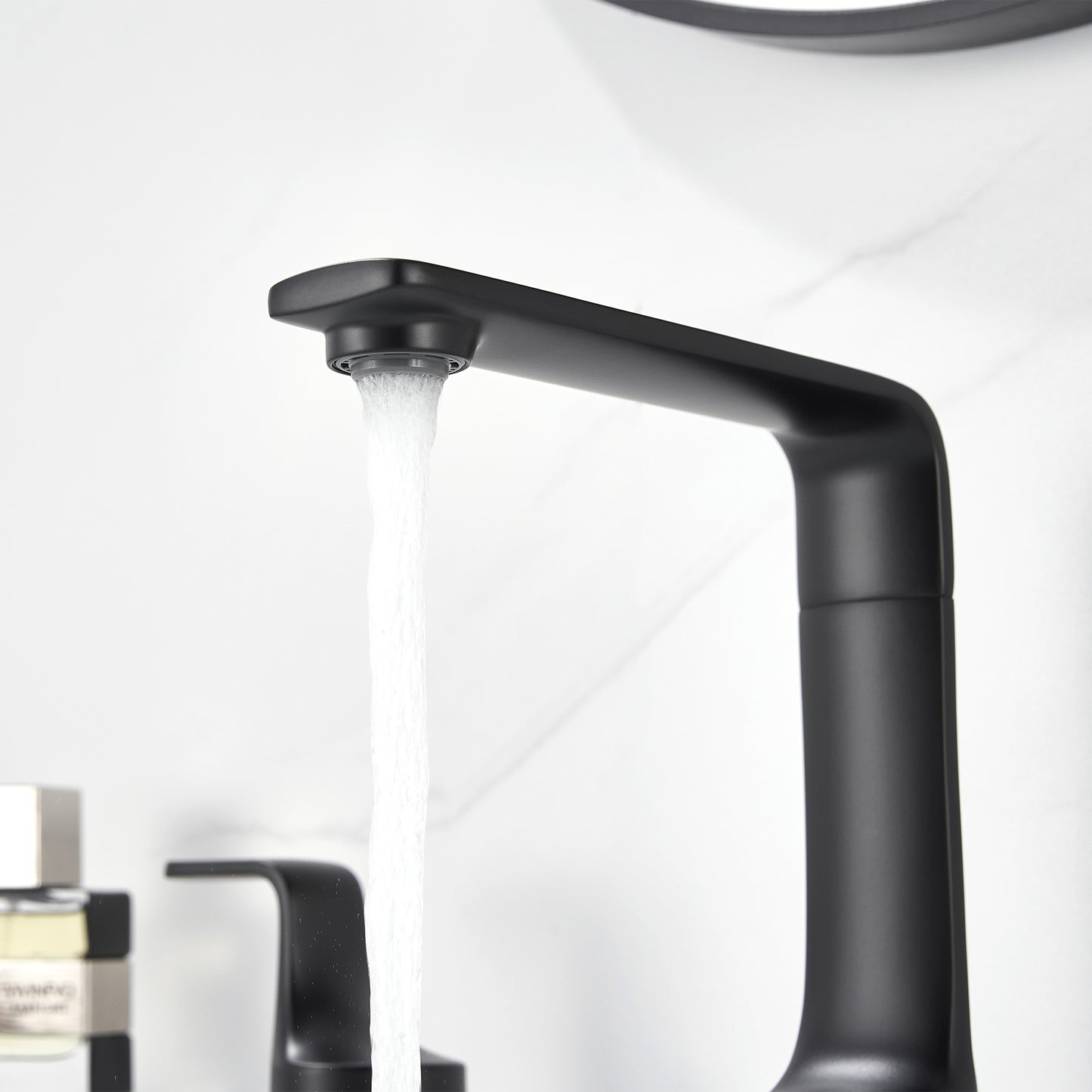 Varen 8 in. Widespread 2-Handle Bathroom Faucet in Matte Black